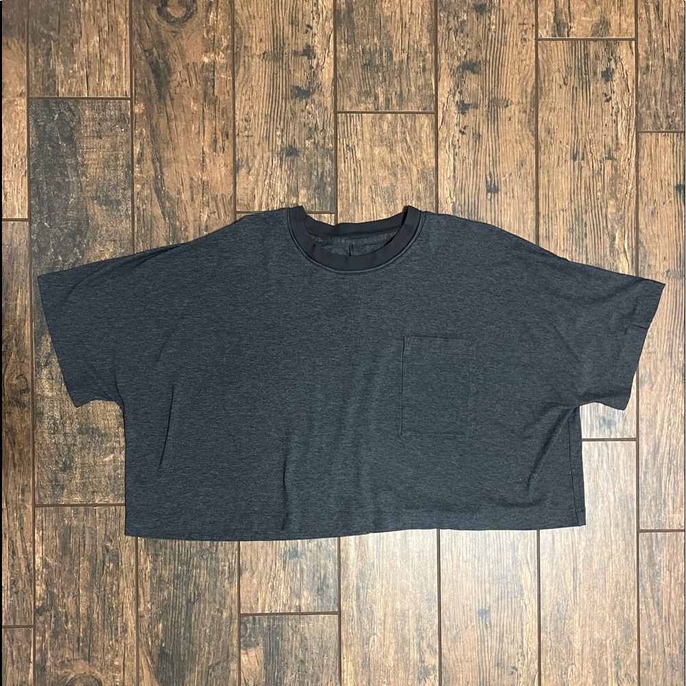 lululemon dark gray short sleeve top